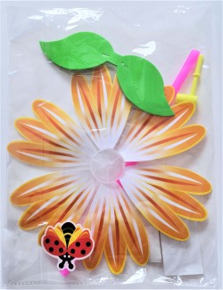 Větrník květina s motýlem