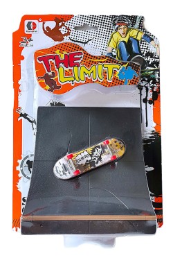 Skateboard 9,5cm kov s rampou
